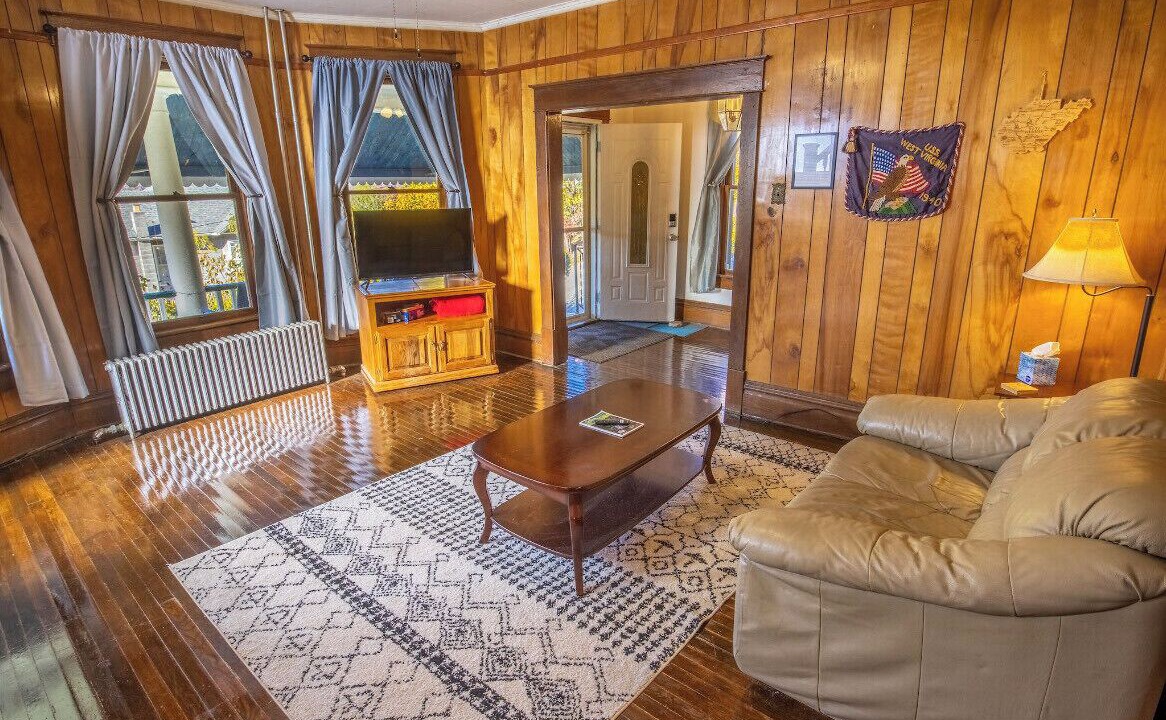 Photo of Bedroom in Bellepoint