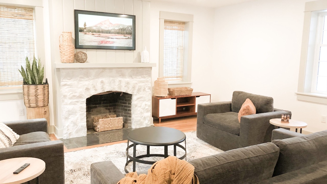 Photo of Livingroom in Lewisburg