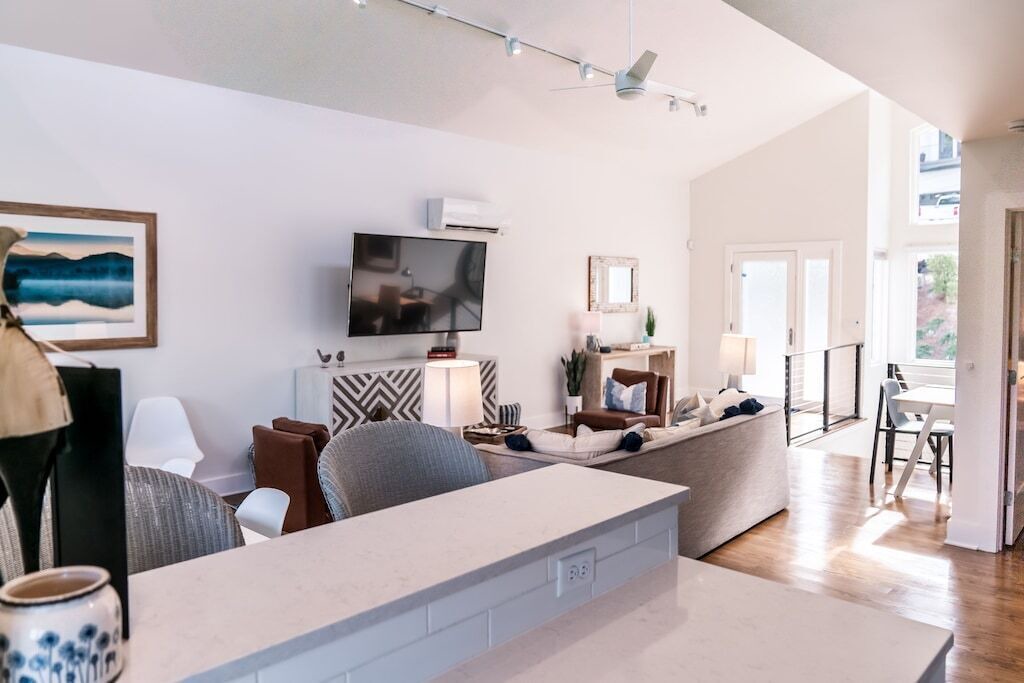 Photo of Livingroom in Northside