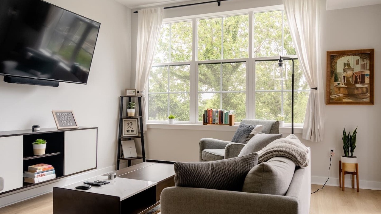 Photo of Livingroom in Murray Hill