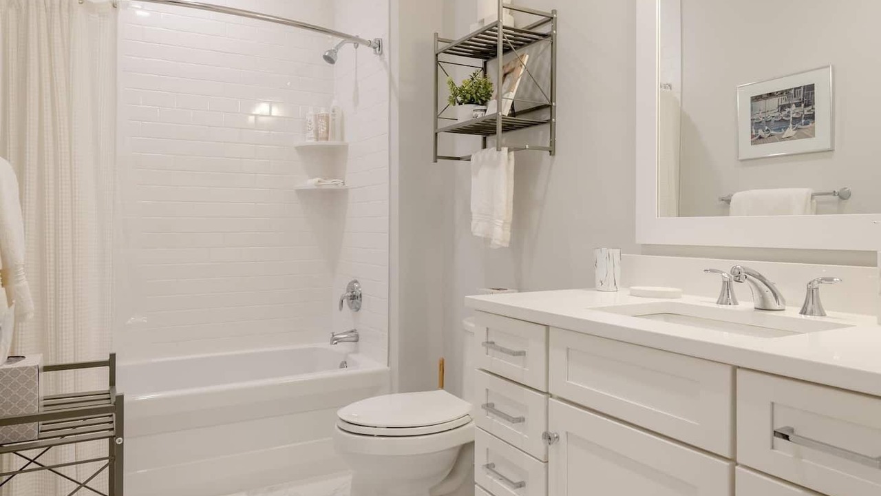 Photo of Bathroom in Murray Hill