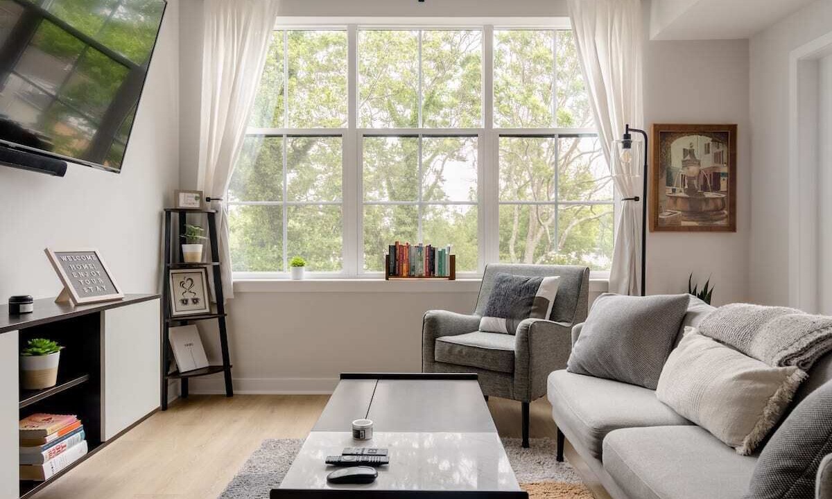 Photo of Livingroom in Murray Hill