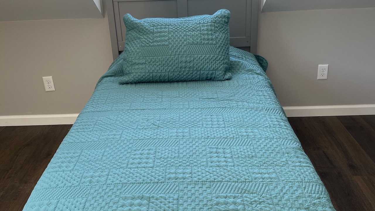 Photo of Bedroom in Eagan