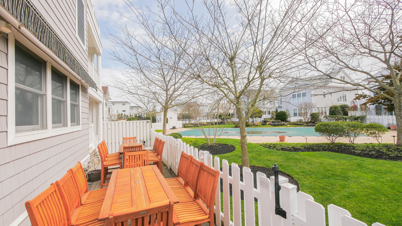 Photo of Outdoor in Avalon