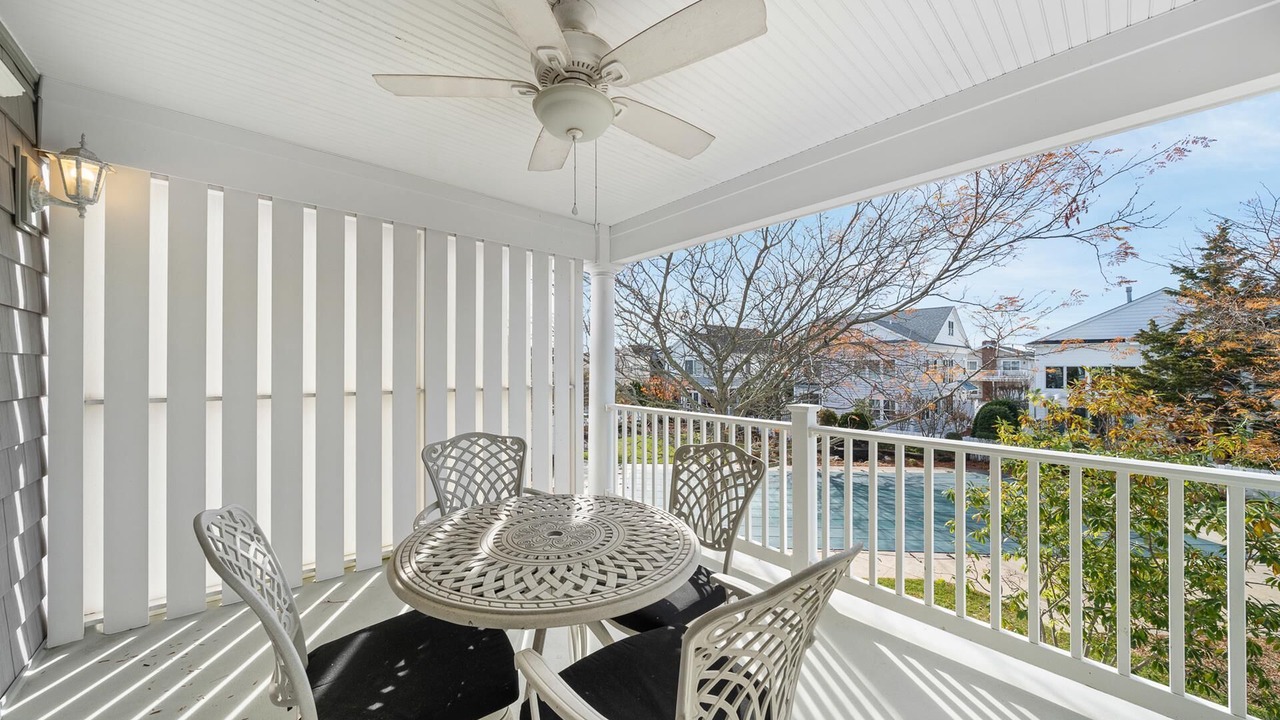 Photo of Outdoor in Avalon