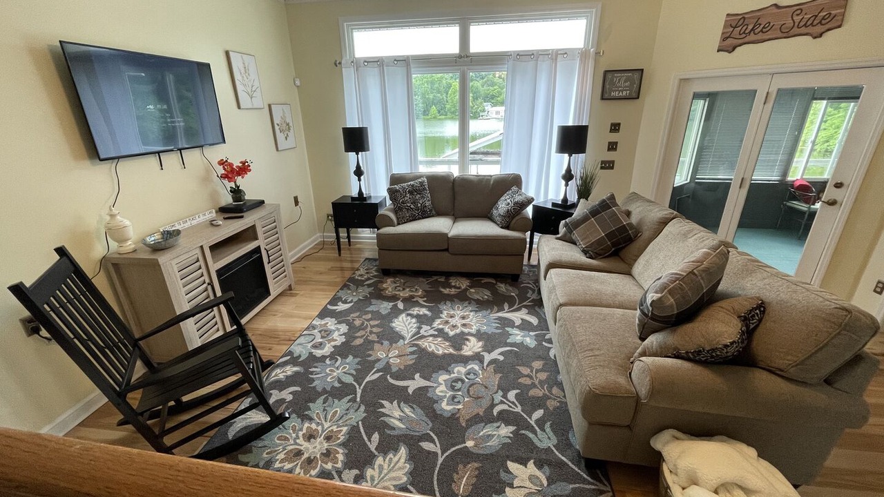 Photo of Livingroom in Albany