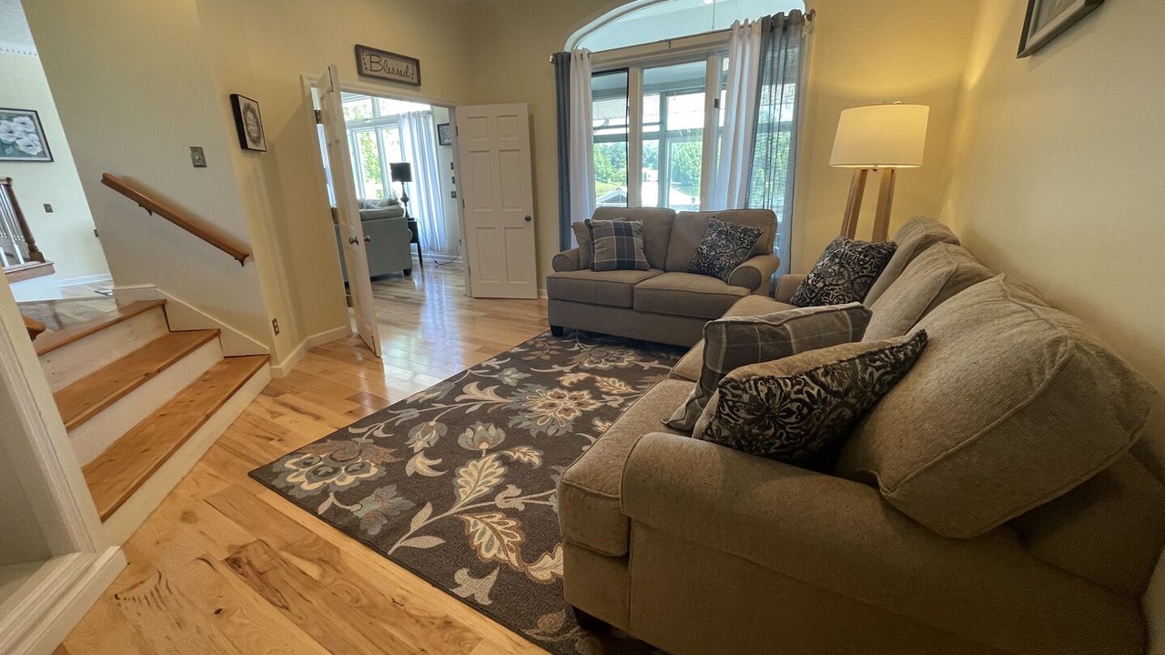 Photo of Livingroom in Albany