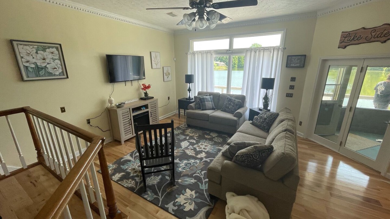 Photo of Livingroom in Albany