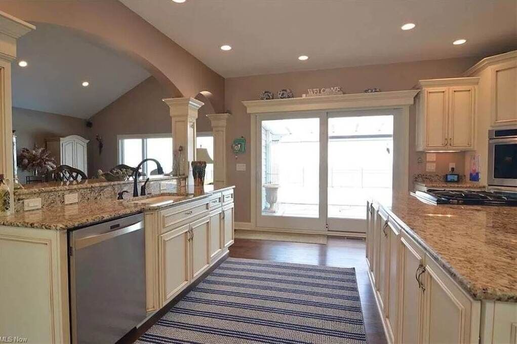 Photo of Kitchen in Lorain
