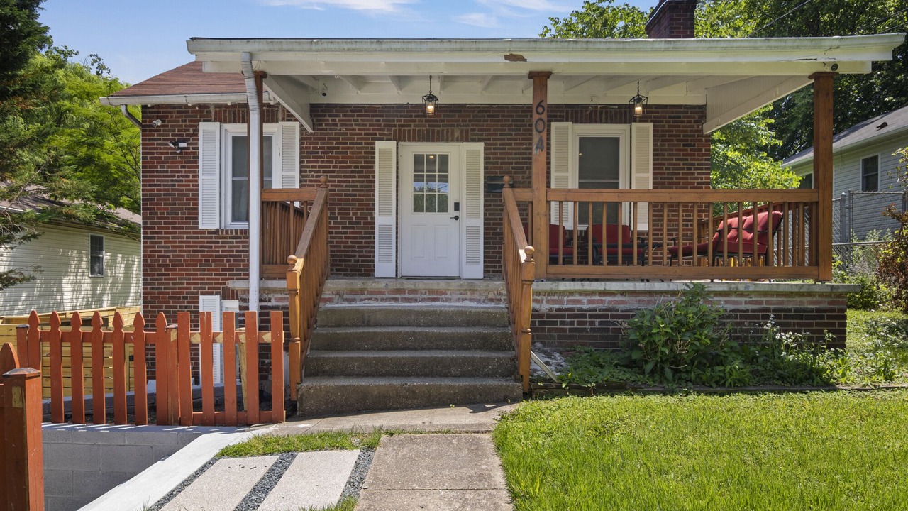 Photo of Outdoor in Silver Spring