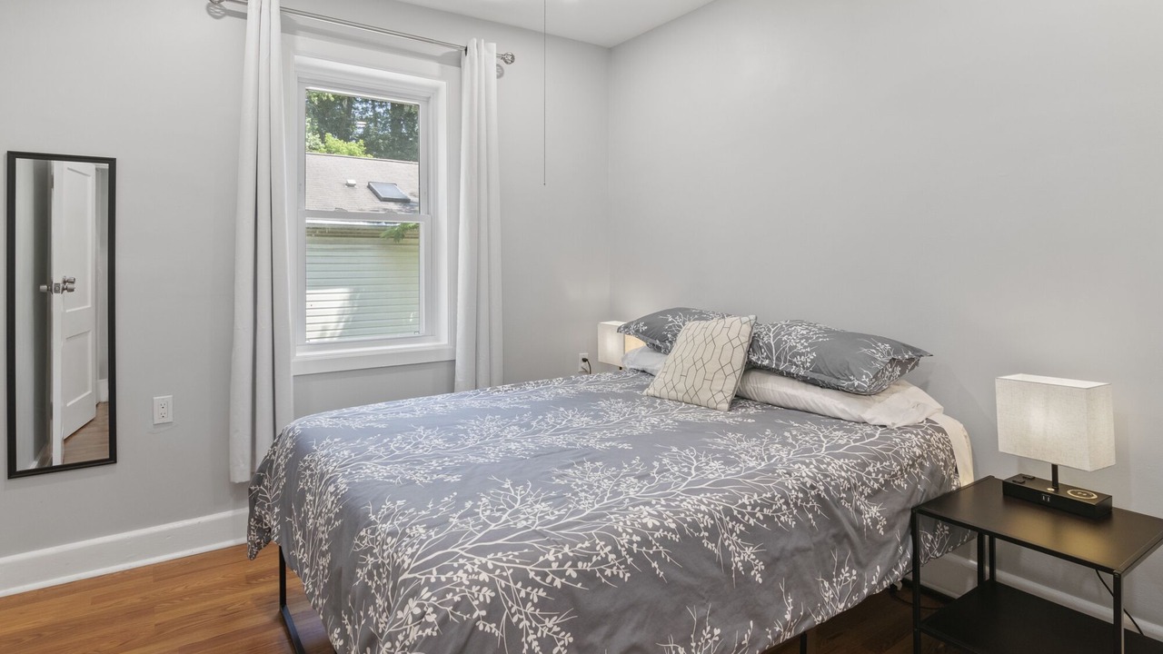 Photo of Bedroom in Silver Spring