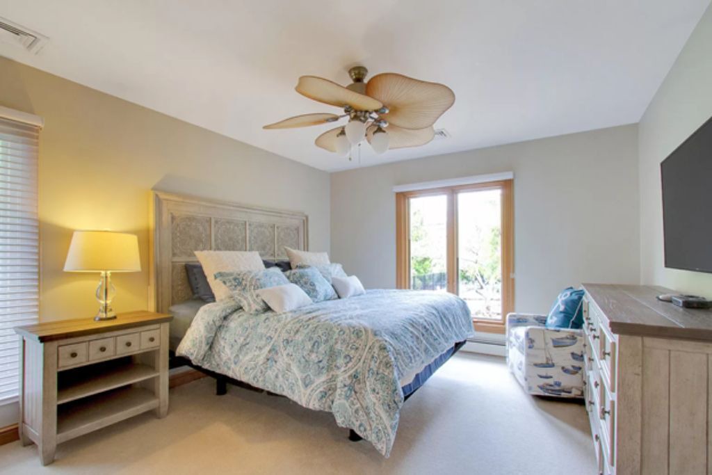Photo of Bedroom in Brick