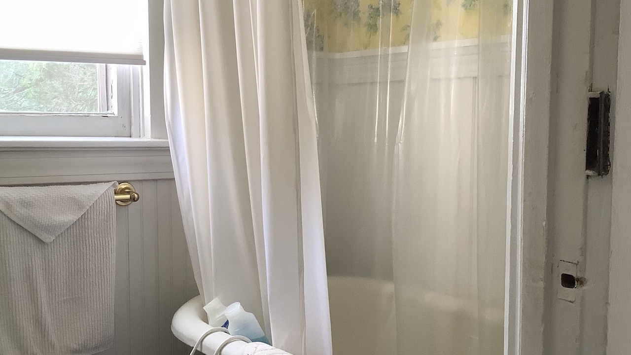 Photo of Bathroom in Mercer