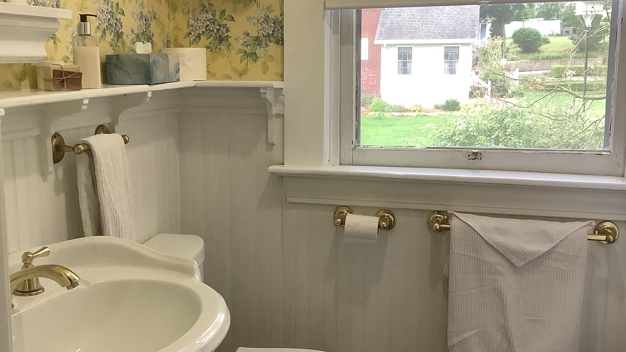 Photo of Bathroom in Mercer