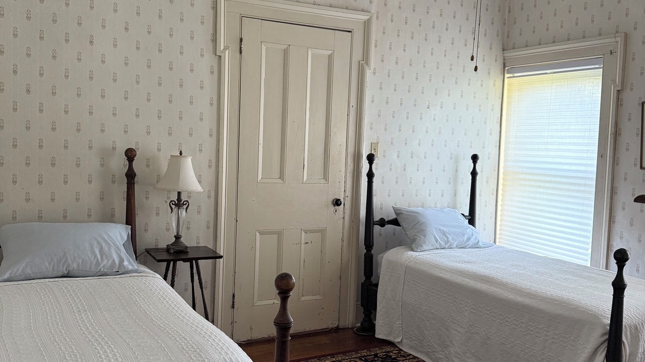Photo of Bedroom in Mercer