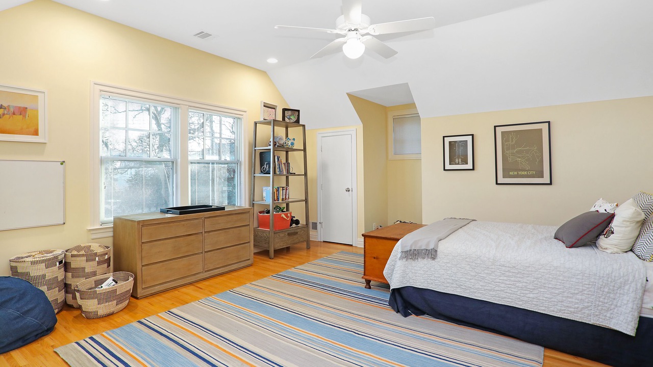 Photo of Bedroom in Spring Lake