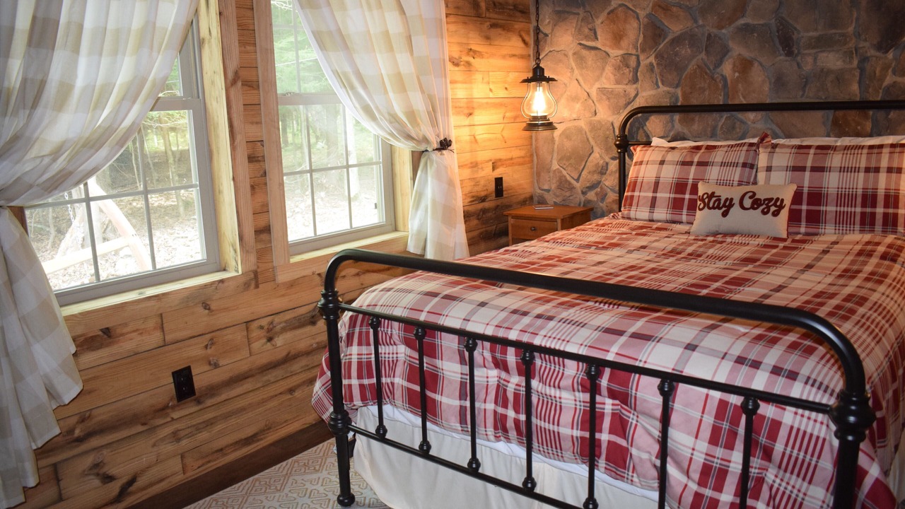 Photo of Bedroom in Canadensis