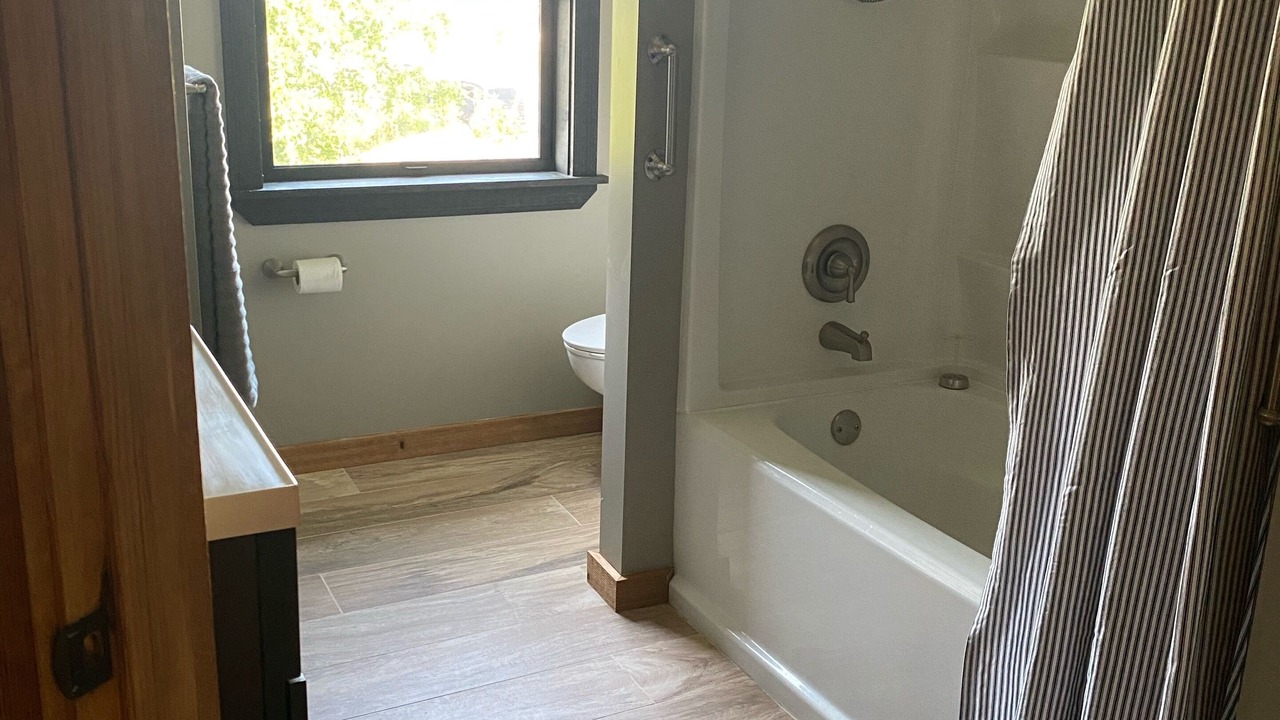 Photo of Bathroom in Newville