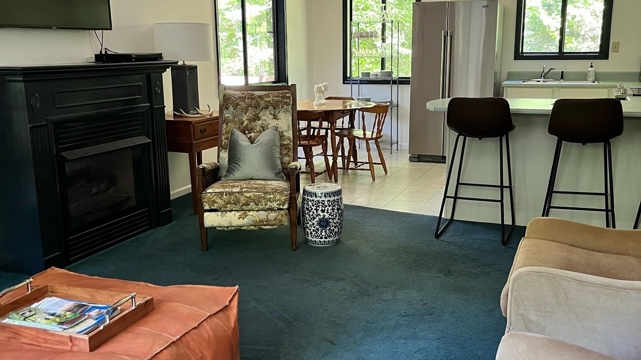 Photo of Livingroom in Cedar Mountain