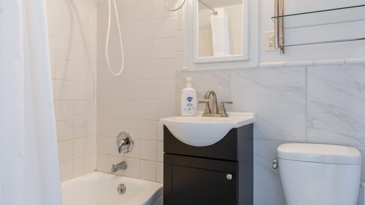 Photo of Bathroom in Fairview Park