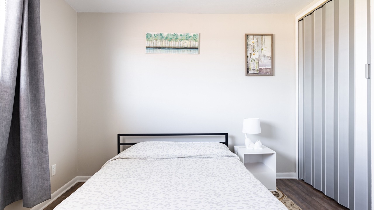 Photo of Bedroom in Fairview Park