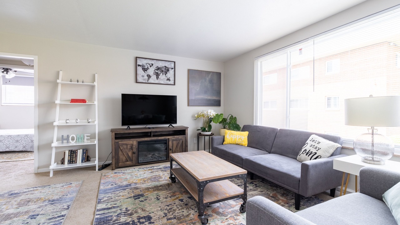 Photo of Livingroom in Fairview Park