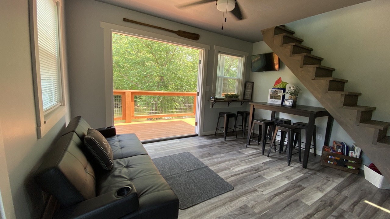 Photo of Livingroom in Vinton