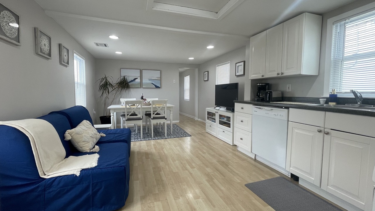 Photo of Livingroom in Ship Bottom