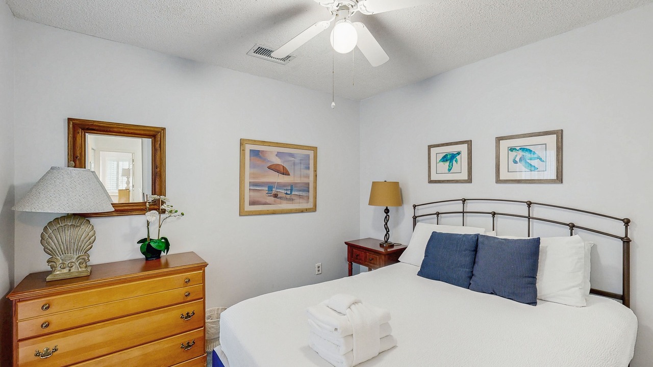 Photo of Bedroom in Pelican Bay