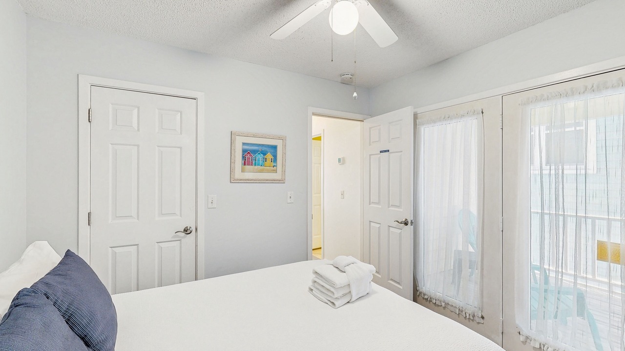Photo of Bedroom in Pelican Bay