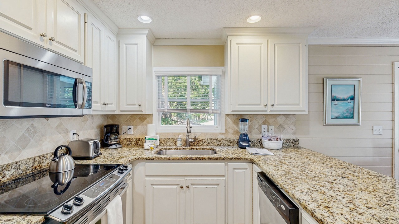 Photo of Kitchen in Pelican Bay