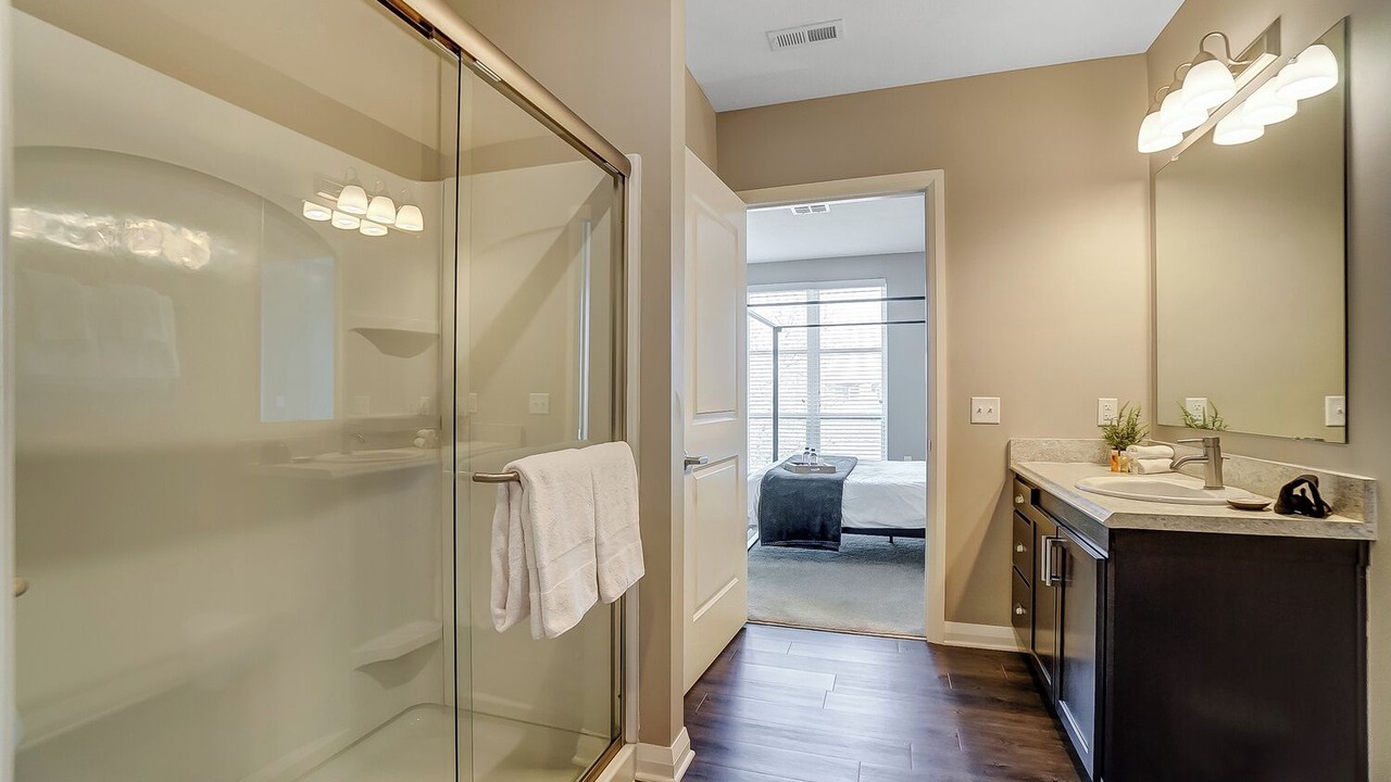 Photo of Bathroom in Downtown Columbus