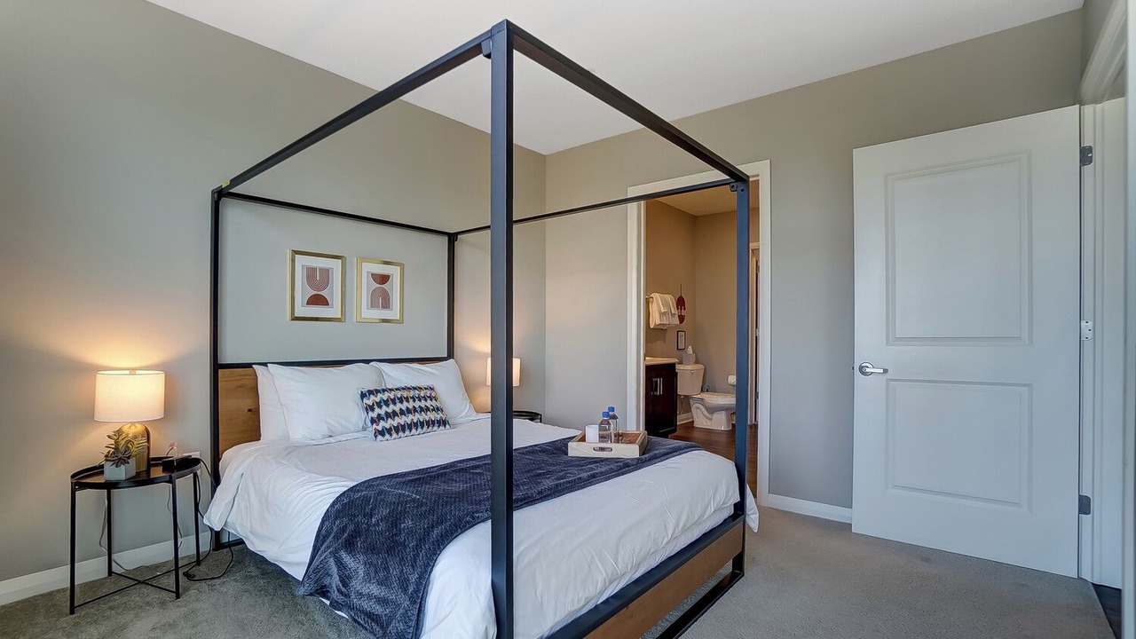 Photo of Bedroom in Downtown Columbus