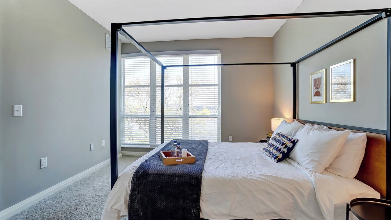 Photo of Bedroom in Downtown Columbus