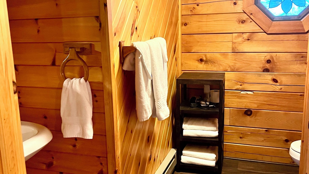 Photo of Bathroom in Albrightsville