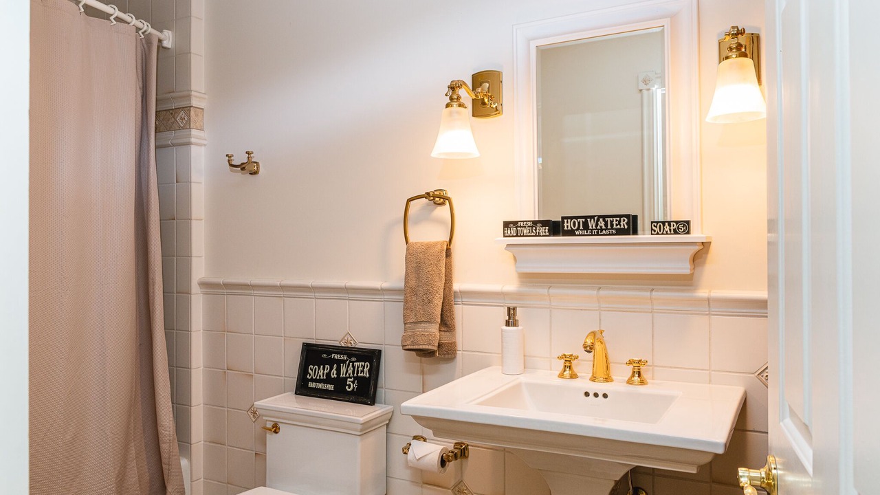 Photo of Bathroom in Mount Joy