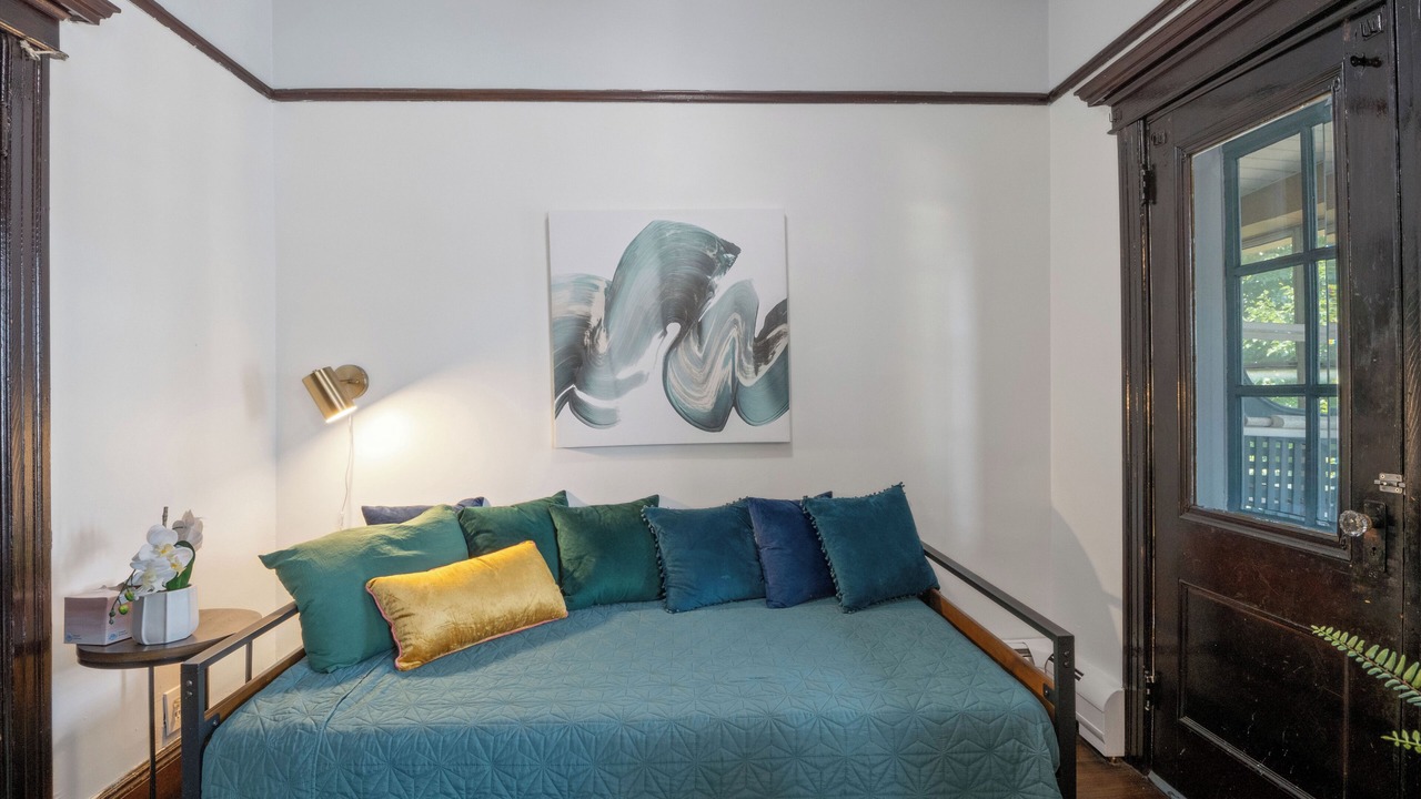 Photo of Bedroom in West Side