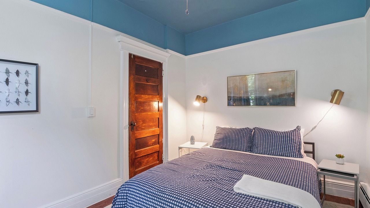 Photo of Bedroom in West Side