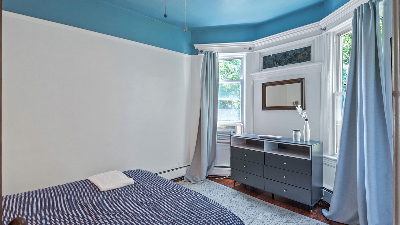 Photo of Bedroom in West Side