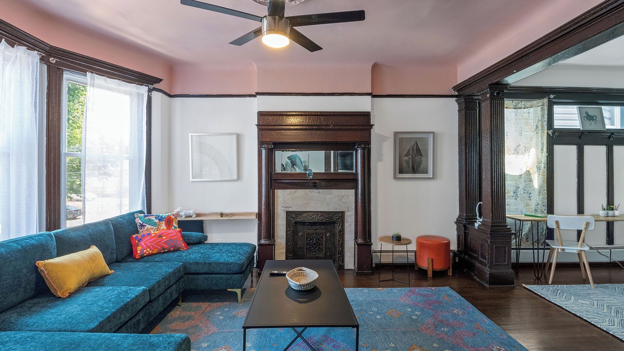 Photo of Livingroom in West Side