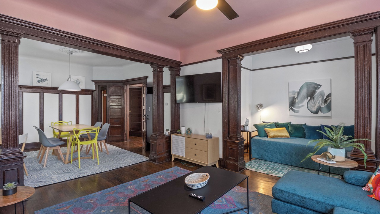 Photo of Livingroom in West Side