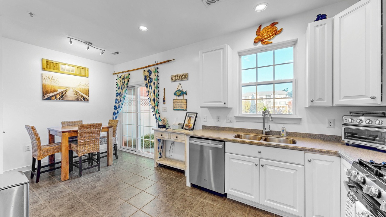 Photo of Kitchen in Villages of Five Points