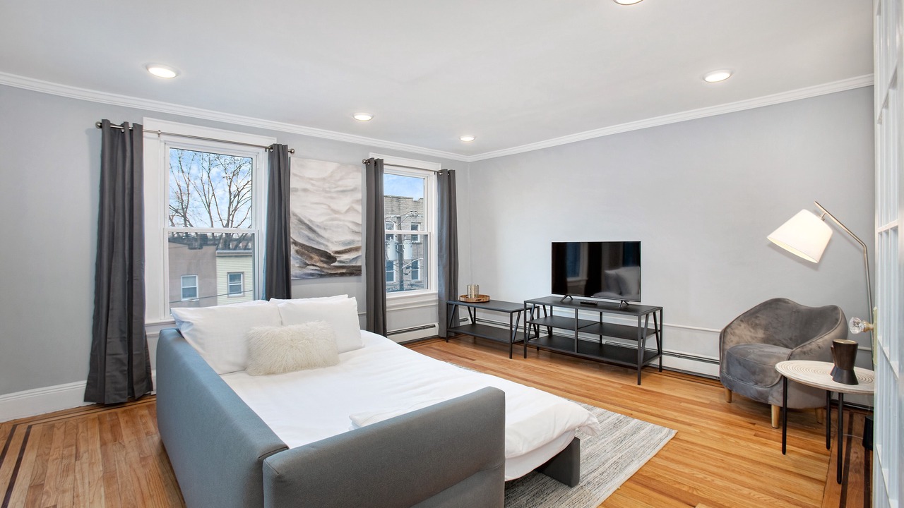 Photo of Bedroom in Harsimus Cove