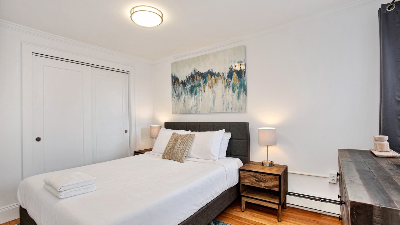 Photo of Bedroom in Harsimus Cove