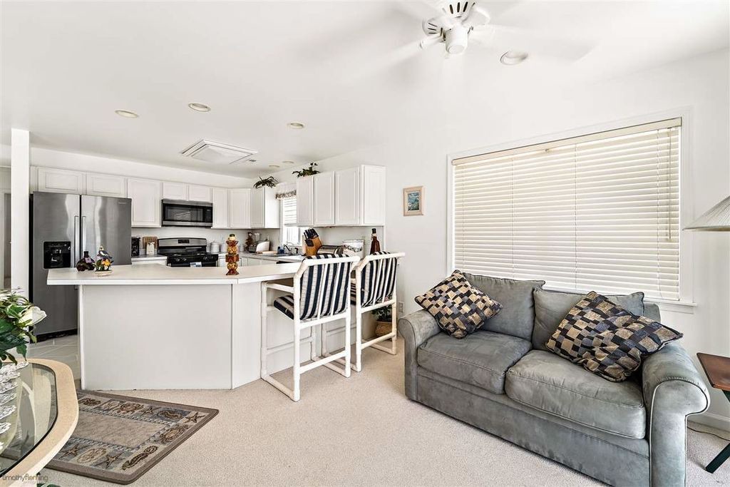 Photo of Livingroom in North Wildwood