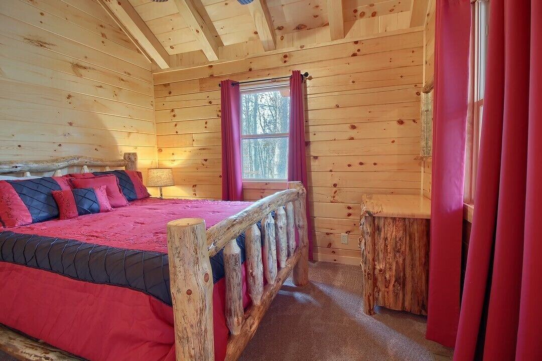 Photo of Bedroom in Carbon Hill