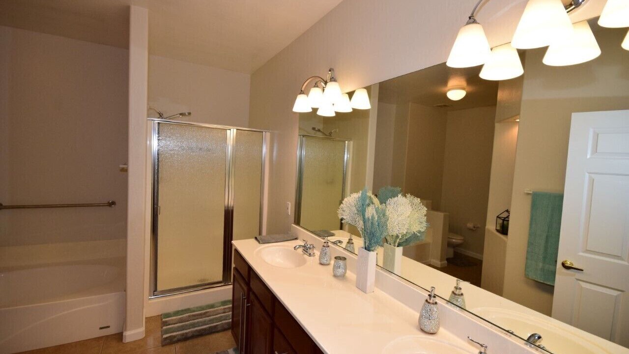 Photo of Bathroom in Alta Mesa
