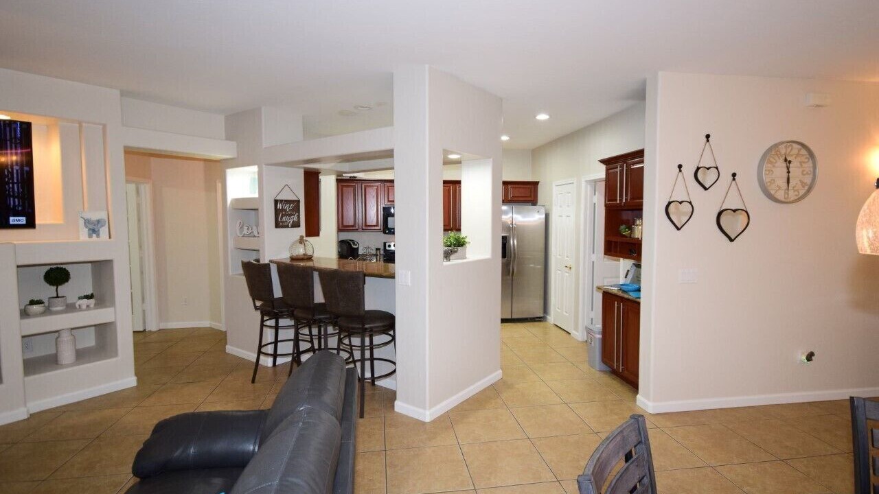 Photo of Bedroom in Alta Mesa