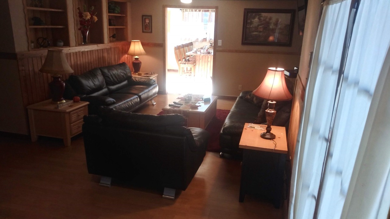 Photo of Livingroom in Corryton