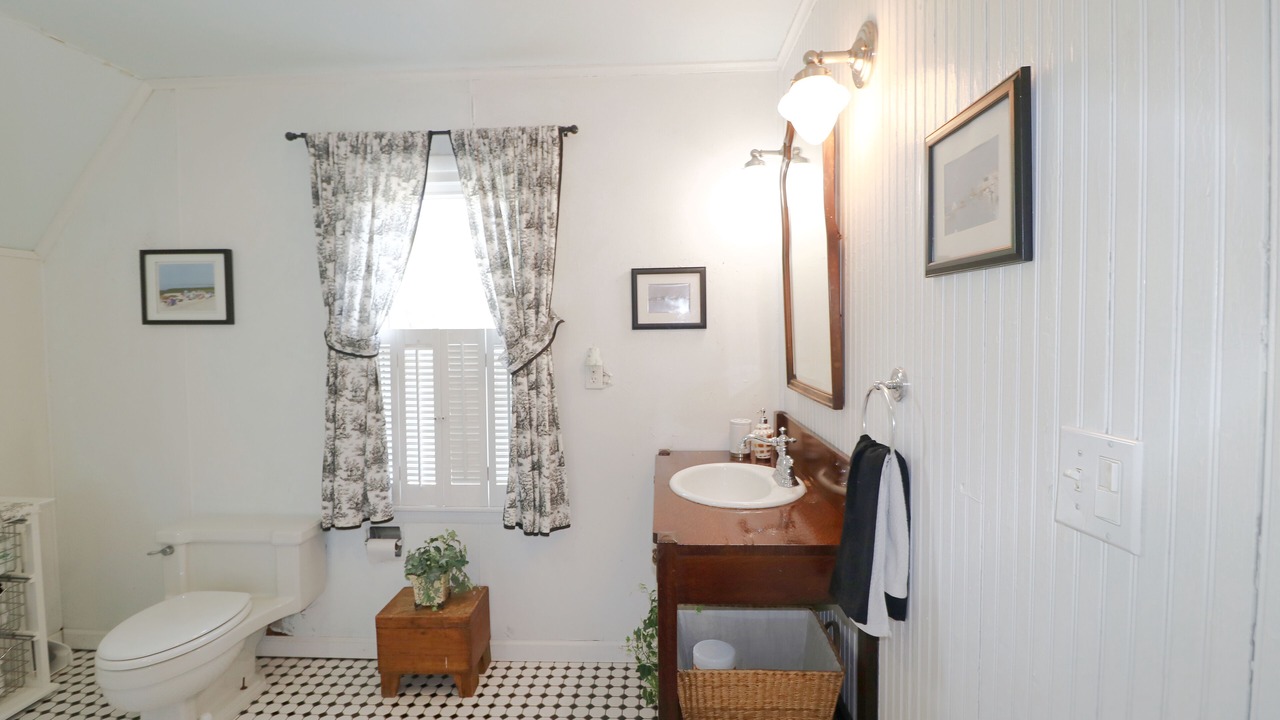 Photo of Bathroom in Greenhurst
